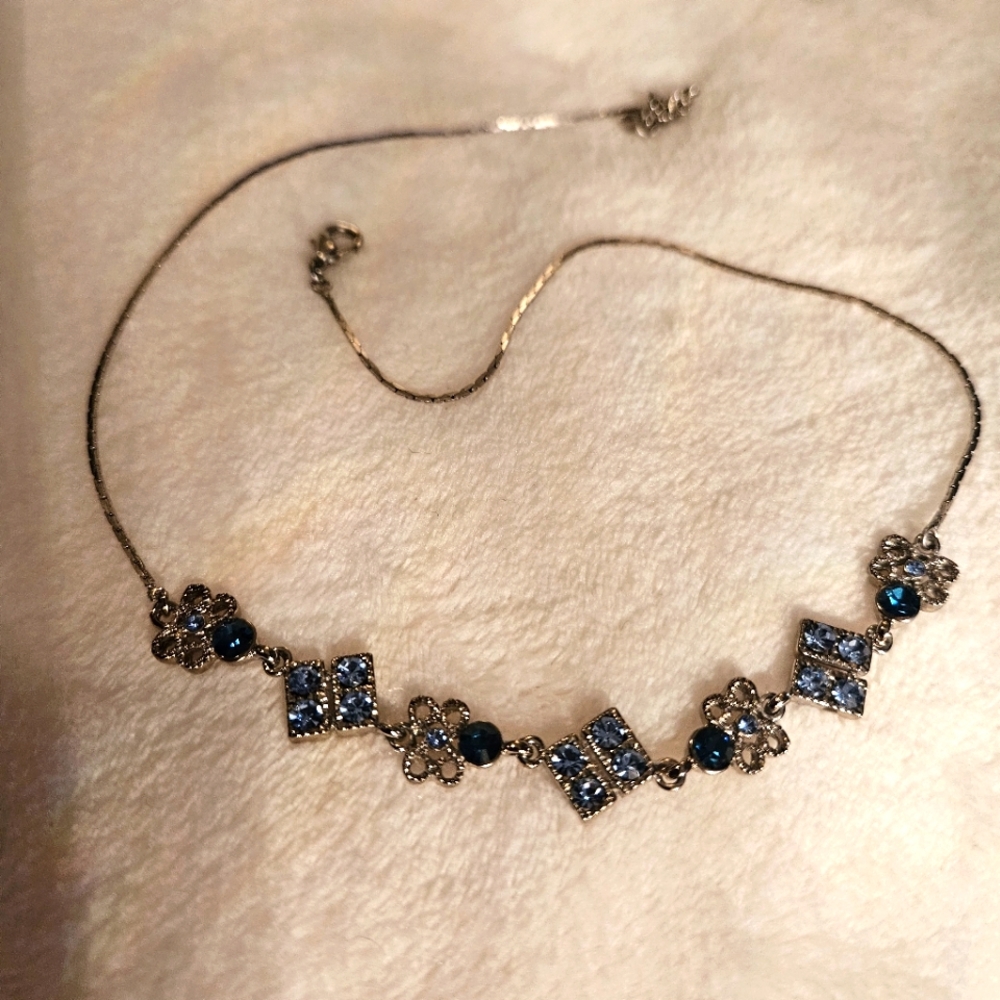 Elegant Blue and Silver Necklace